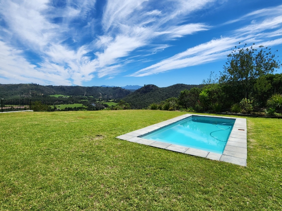 4 Bedroom Property for Sale in Simola Western Cape